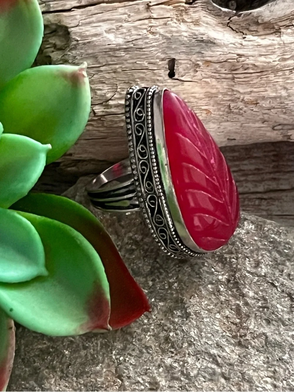 Teardrop Ruby Carved Leaf Gemstone Silver Ring Sz 7.5